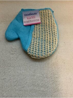 Exfoliating Bath Mitt - Light Blue and Cream